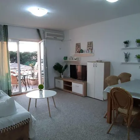 Tomi Podgora (Split-Dalmatia)